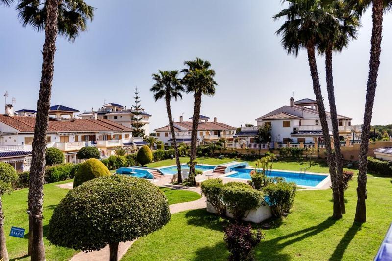 Bungalow Con Terraza La Mata ラ・マタ エクステリア 写真